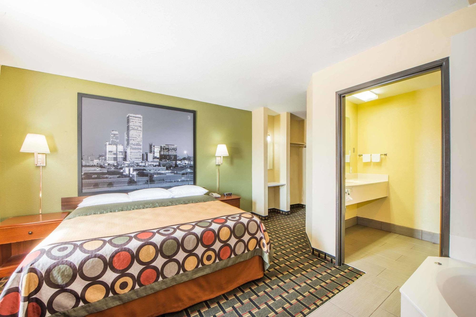 Surestay Plus Hotel By Best Western Tulsa East Exteriör bild